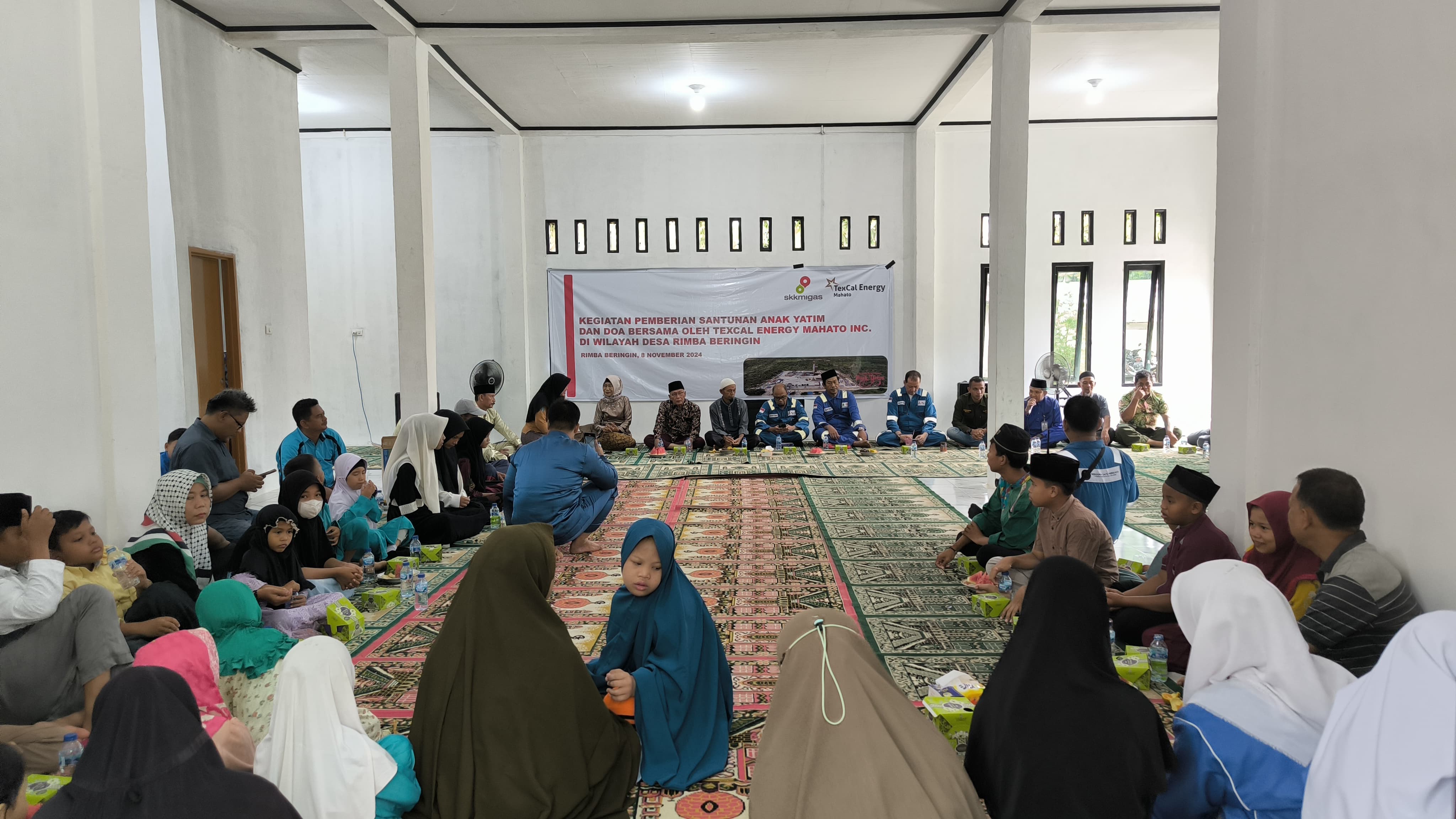 Kegiatan Pemberian Santunan Anak Yatim dan Do'a Bersama Oleh TexCal Energy Mahato Inc, di Wilayah Desa Rimba Beringin